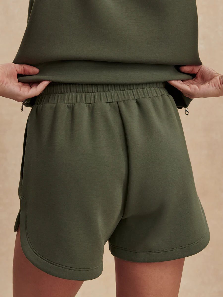 Varley Coulter High Rise Short 3.5, Thyme