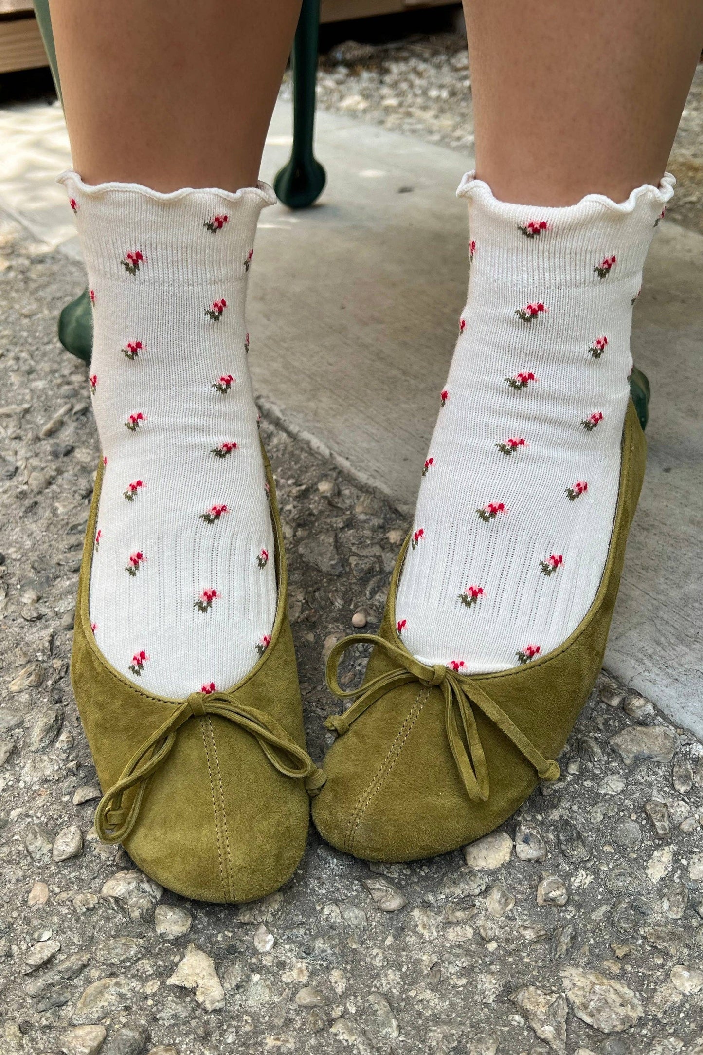 Le Bon Shoppe - Petal Ruffled Hugger Crew Socks