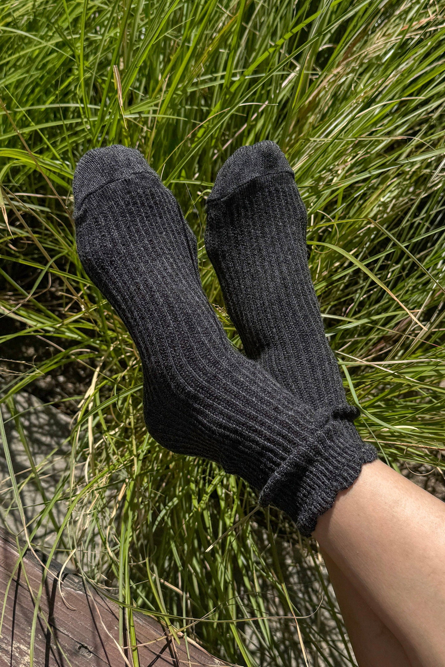 Le Bon Shoppe - Linen Scallop Socks - Multiple Options
