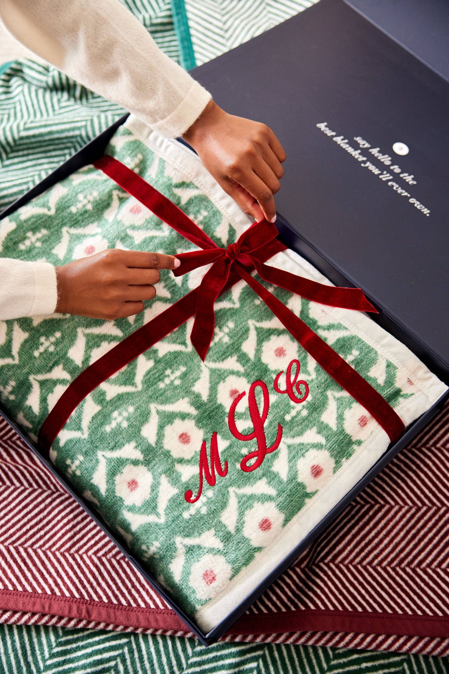 ChappyWrap Frances Floral Blanket