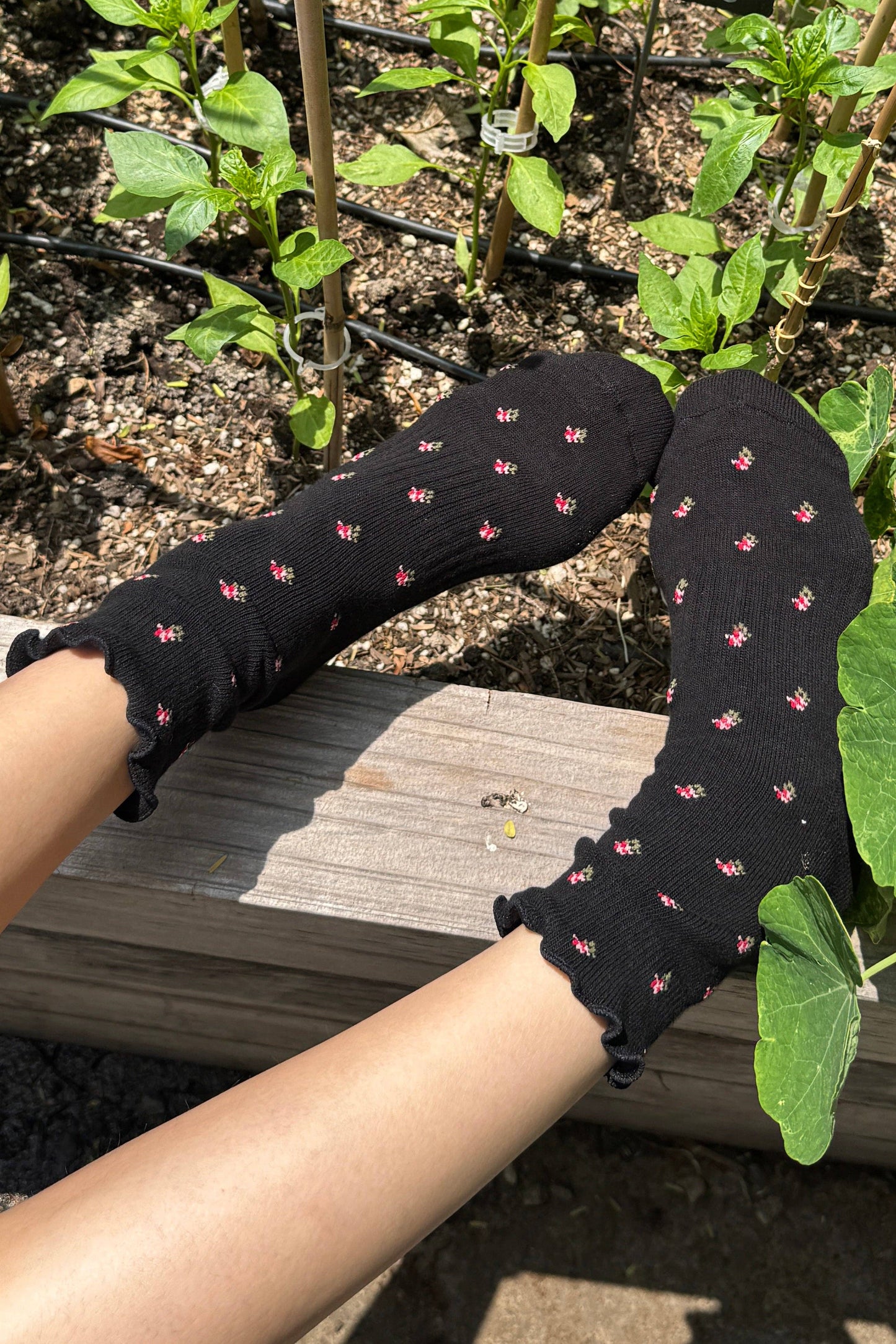 Le Bon Shoppe - Petal Ruffled Hugger Crew Socks