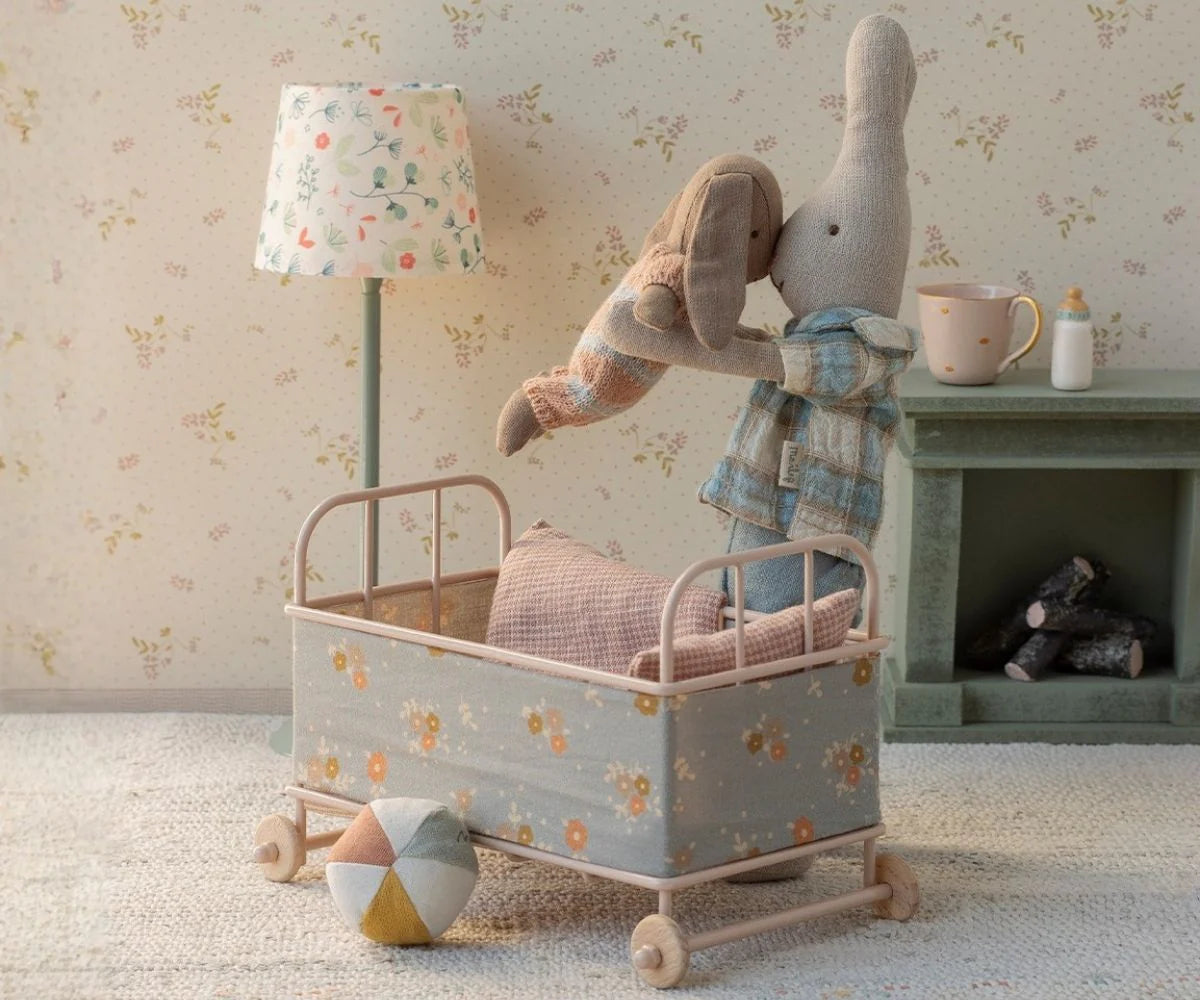 Maileg Cot Bed, Micro, Powder