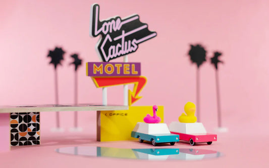 CANDYLAB Flamingo Wagon