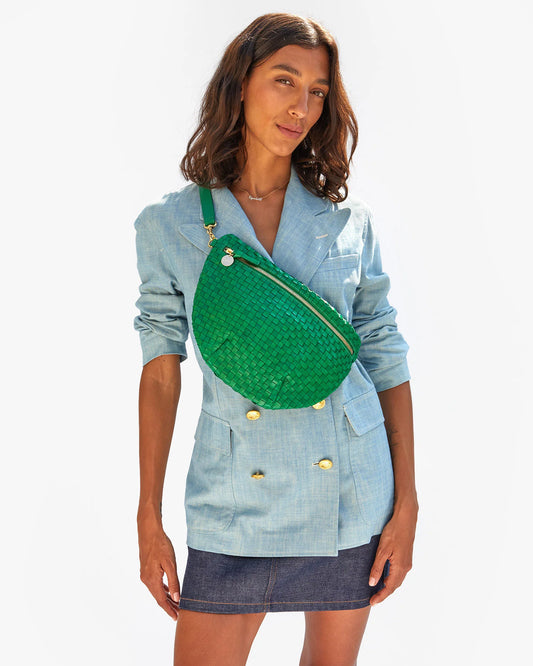 Clare V Grande Fanny, Grass Woven Checker