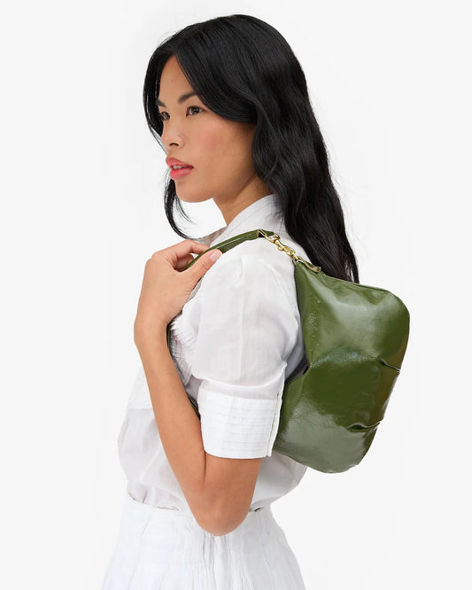 Clare V Petit Moyen Messenger, Crinkle Patent Army