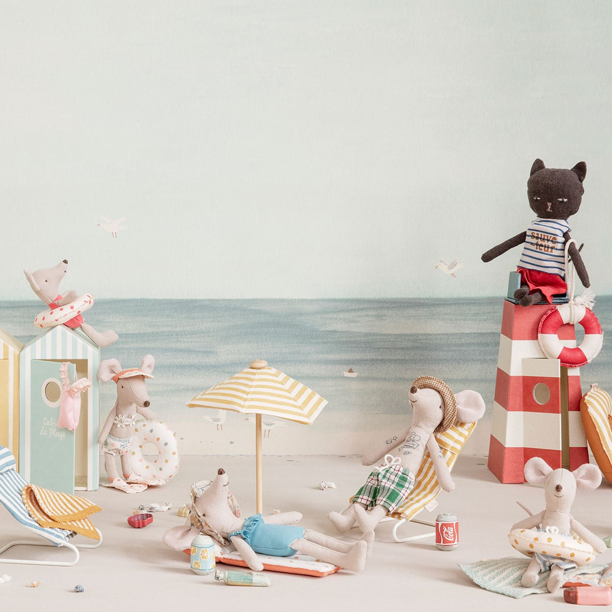 Maileg Bag with Beach Essentials