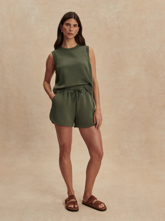 Varley Coulter High Rise Short 3.5, Thyme